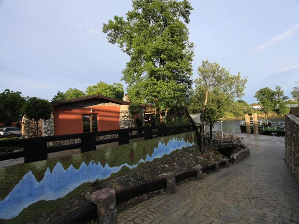 Pasha Garni Hotel Laktasi Bagian luar foto