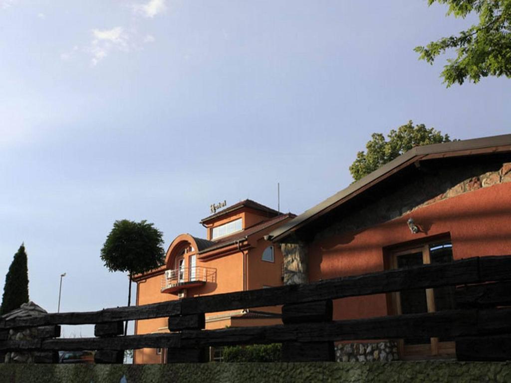 Pasha Garni Hotel Laktasi Bagian luar foto